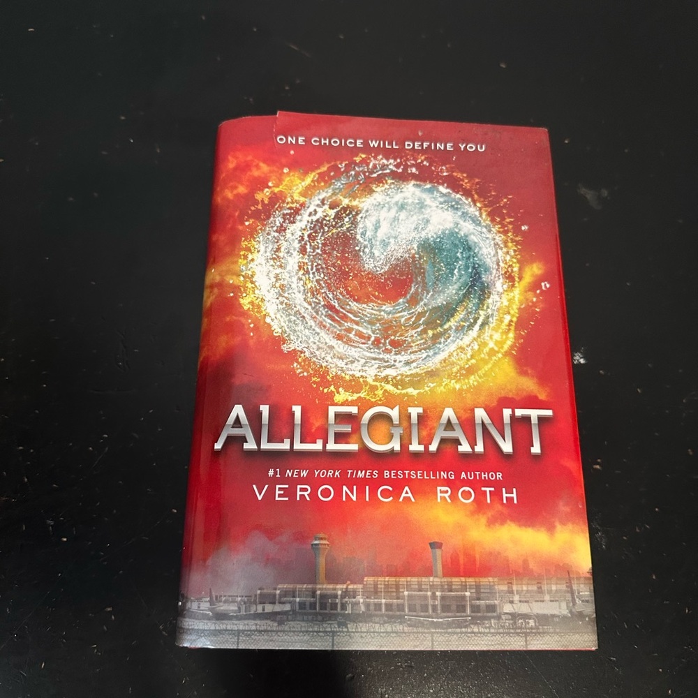 Allegiant Book 3 of Divergent Series Hardcover Book